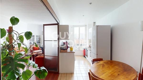 APPARTEMENT 3 PIECES + CAVE - AUBERVILLIERS- METRO 4 CHEMINS