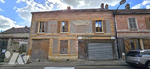 Ensemble immobilier – Environ 400 m² + grenier aménageable – Fort potentiel d’investissement