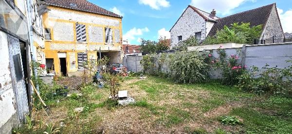 Ensemble immobilier – Environ 400 m² + grenier aménageable – Fort potentiel d’investissement