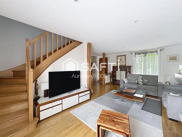 Maison 9 pièces, proche centre.