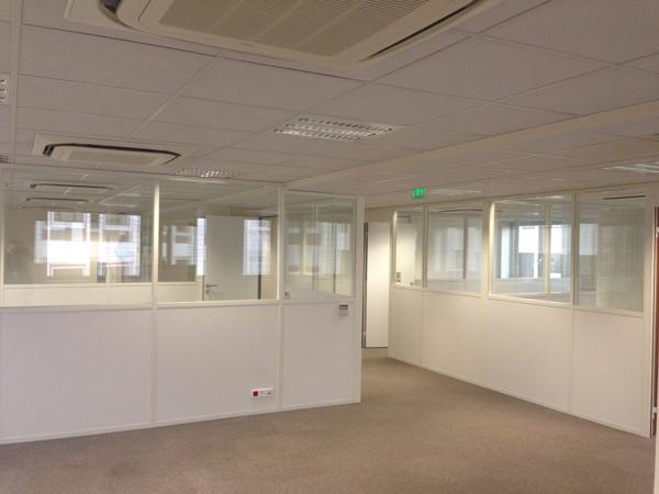 Bureaux à louer au Pecq entièrement rénovés dans parc tertiaire