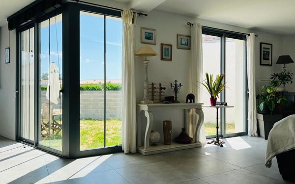 Maison à vendre    4 pièces •  La Flotte