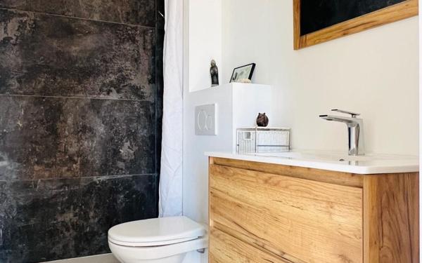 Maison à vendre    4 pièces •  La Flotte