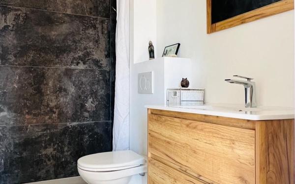 Maison à vendre    4 pièces •  La Flotte