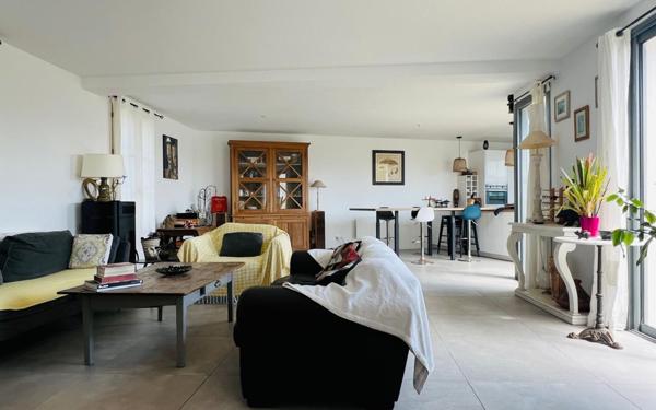 Maison à vendre    4 pièces •  La Flotte