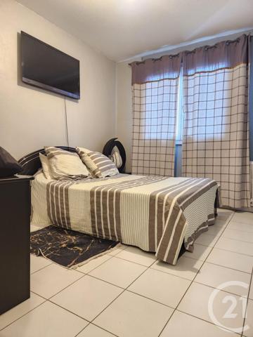 Appartement F5 à vendre  5 pièces - 92,61 m2 VENISSIEUX - 69