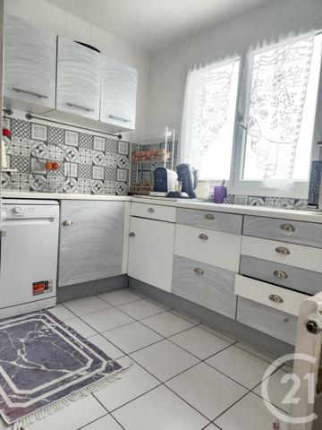 Appartement F5 à vendre  5 pièces - 92,61 m2 VENISSIEUX - 69