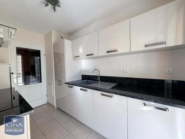 Appartement à louer 4 pièces 78.25m²