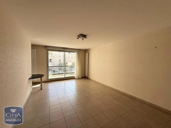 Appartement à louer 4 pièces 78.25m²