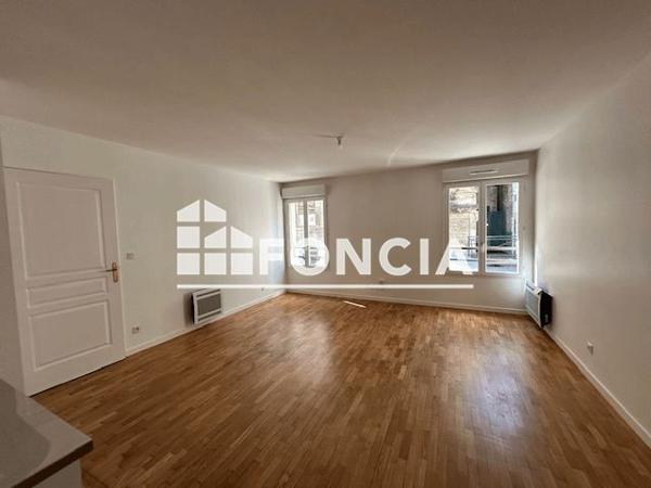 Location Appartement 2 pièces 40.9 m² - 94 RUE PIERRE BUTIN Pontoise 95300