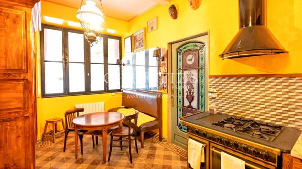 Elégante demeure du XVIIIe siècle au coeur de la bastide de Puymirol