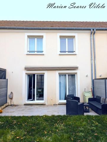 Située à Fontenay-Trésigny, maison familiale, lumineuse et moderne de plus de 90 m².