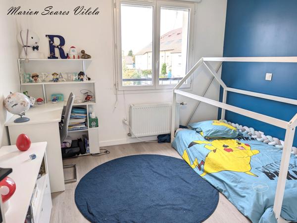 Située à Fontenay-Trésigny, maison familiale, lumineuse et moderne de plus de 90 m².