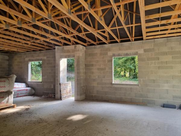 Maison inachevée de 80 m2 sur parcelle viabilisée