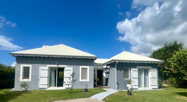 Maison 3/4 chambres + bungalow
