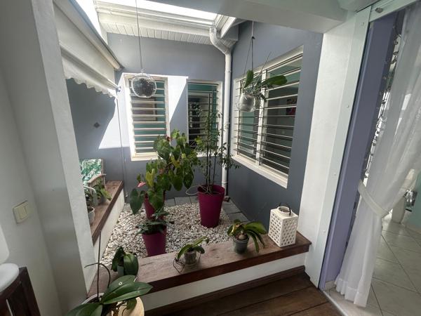 Maison 3/4 chambres + bungalow