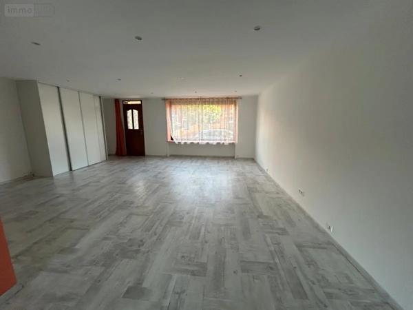 Location - Appartement Polliat 01310 4 pièces 125 m 2