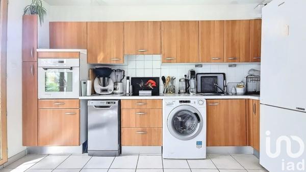 Appartement 4 pièces de 89 m² à Sathonay-Camp (69580)