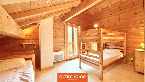 VENTRON – Chalet DECOBOIS 102 m² au sol (90,50 m² Carrez) | 4 chambres | Grande terrasse | 2 066 m² de terrain | Nature & calme absolu