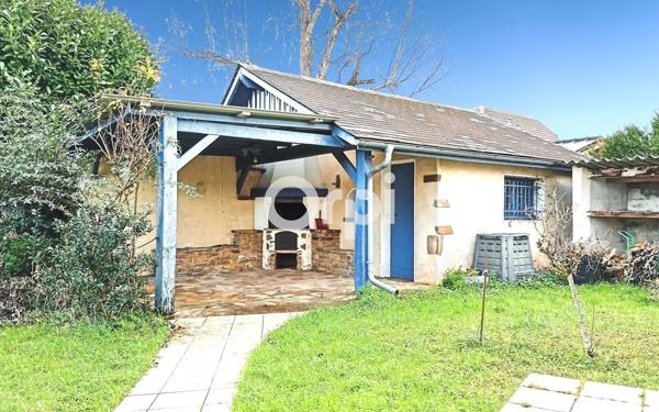 Maison à vendre    5 pièces • 181 m2 Oloron-Sainte-Marie