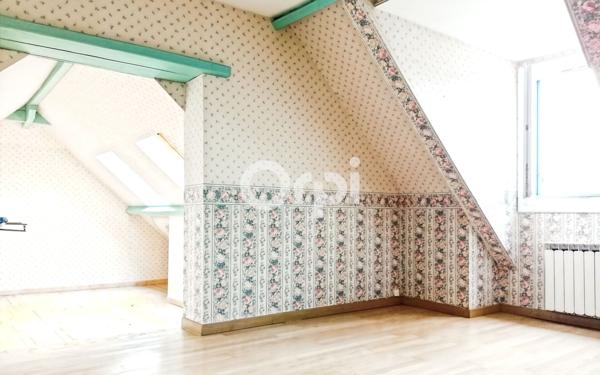 Maison à vendre    5 pièces • 181 m2 Oloron-Sainte-Marie