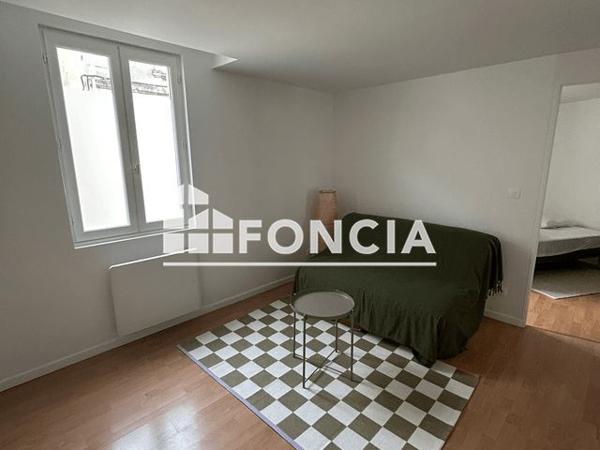 Location Studio meublé 37.55 m² - Niort 79000