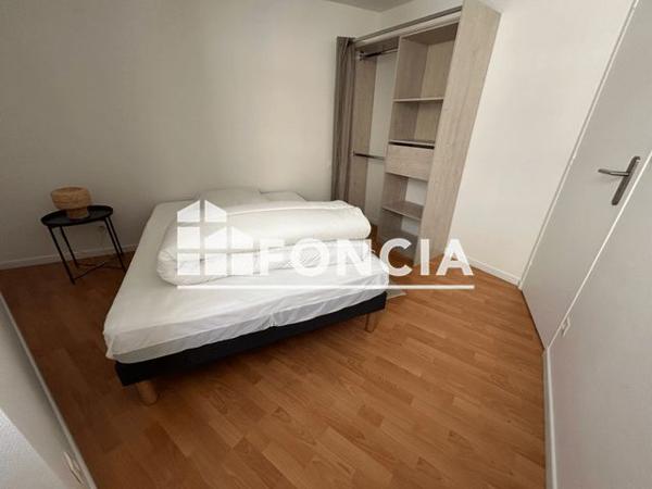 Location Studio meublé 37.55 m² - Niort 79000