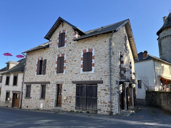 Maison à vendre 69 900 € Sainte-Fortunade 6 p 180 m² DPE F