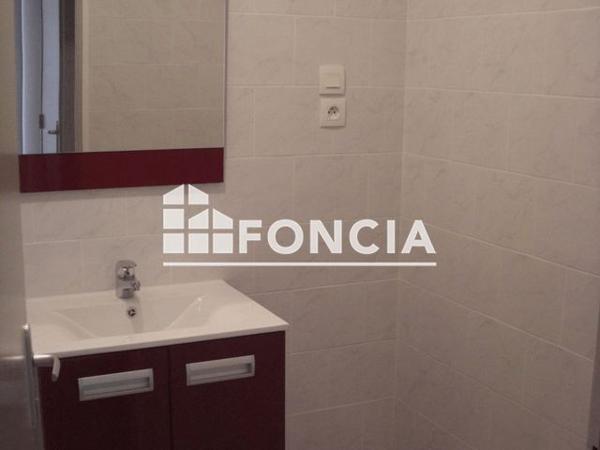 Location Appartement 3 pièces 67.13 m² - 9 RUE D'ULM La Roche Sur Yon 85000