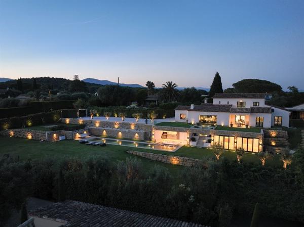 Vente Villa de luxe Mougins 11 Pièces 485 m²