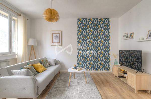 69100 VILLEURBANNE TOTEM APPARTEMENT T2 MEUBLE 40m2