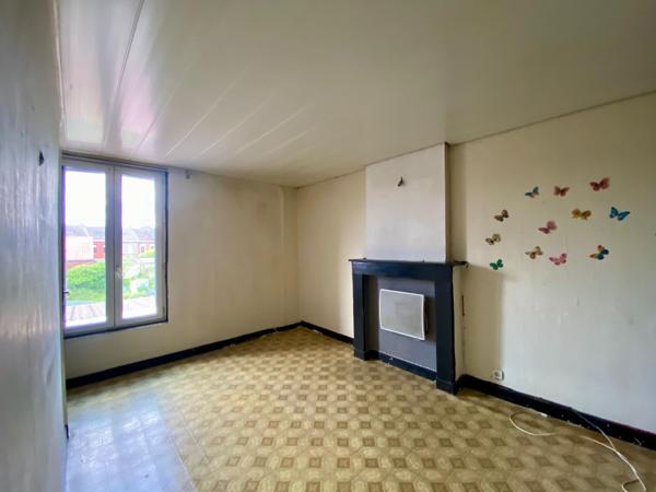 MAISON DE VILLE 3 CHAMBRES JARDIN
