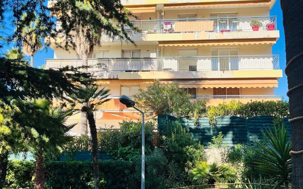 Appartement à vendre    3 pièces • 78,52 m2 Nice