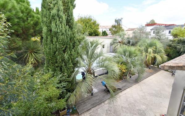 Bruges hyper centre, 4 chambres, bureau, garage double