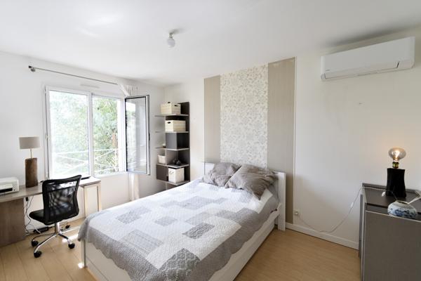 Bruges hyper centre, 4 chambres, bureau, garage double