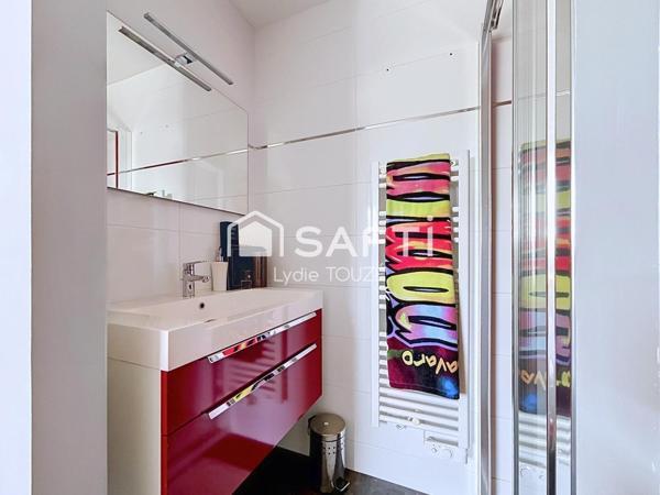 Maison spacieuse de 245 m2 - 5 chambres - Tourlaville
