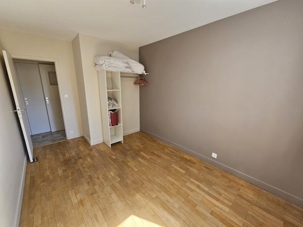 Appartement à louer, 2 pièces - Meyzieu 69330