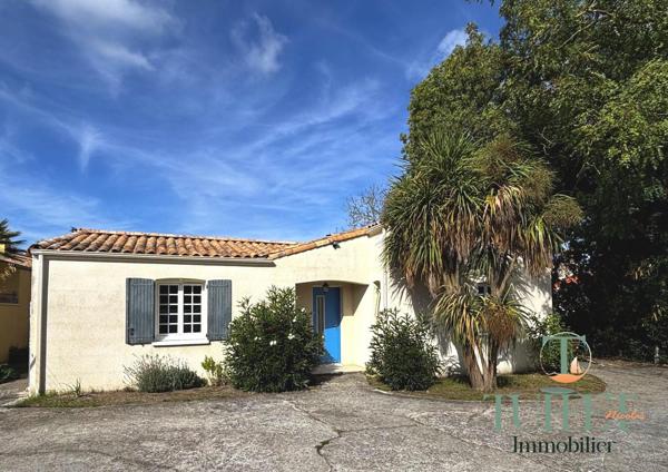 Exclusivité -ARVERT – MAISON FAMILIALE AVEC PISCINE, GARAGE, 4 CHAMBRES.