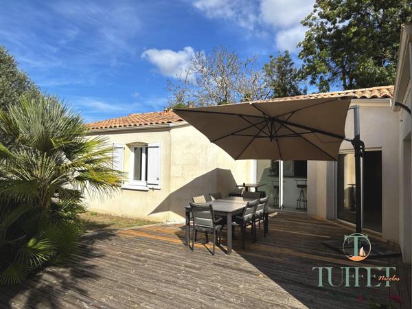 Exclusivité -ARVERT – MAISON FAMILIALE AVEC PISCINE, GARAGE, 4 CHAMBRES.