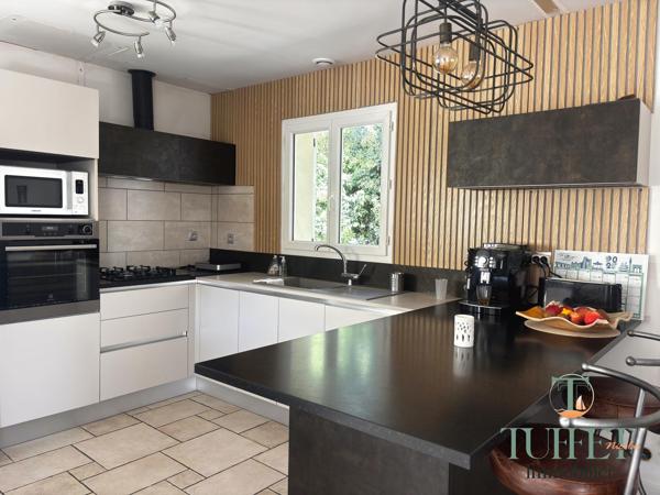 Exclusivité -ARVERT – MAISON FAMILIALE AVEC PISCINE, GARAGE, 4 CHAMBRES.