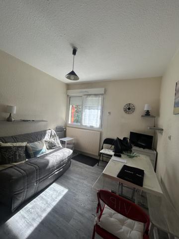 STUDIO 18M2 - ROYAN(17200)