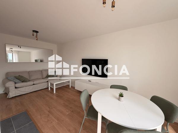 Location Studio meublé 35 m² - 25 RUE SAINT LUCIEN Beauvais 60000