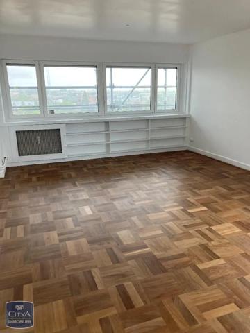 Appartement à louer 4 pièces 107.6m² Cambrai (59400)