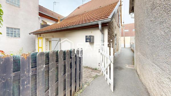 Appartement 95 m2 ,5 pièces 3 chambres , 25 m se terrain