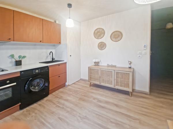 Appartement Le Cannet 1 pièce 23.48 m2 - terrasse - PARKING