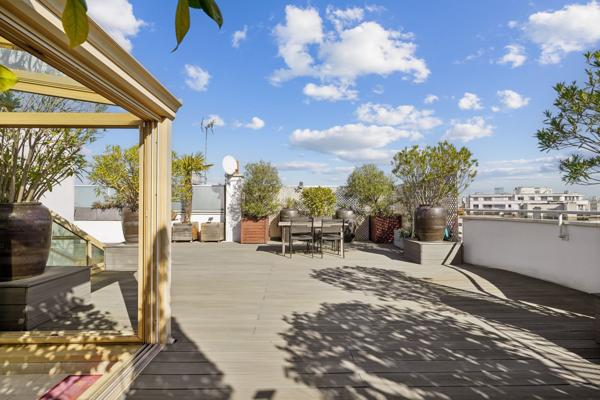 Vente Appartement de luxe Neuilly-sur-Seine 5 Pièces 167 m²