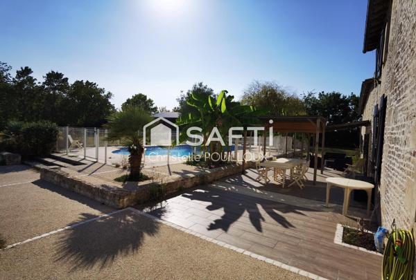 Longère avec dépendances, piscine, idéal projet de gîtes