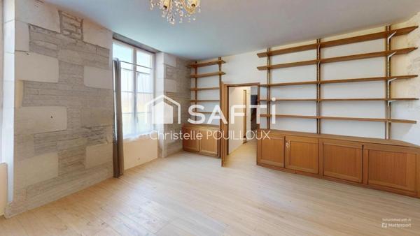 Longère avec dépendances, piscine, idéal projet de gîtes