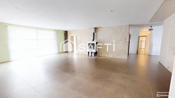 Longère avec dépendances, piscine, idéal projet de gîtes