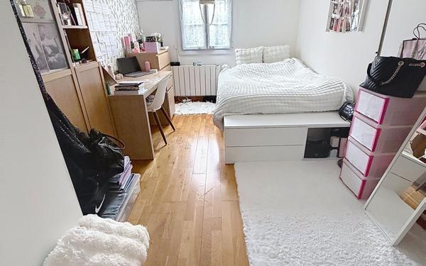 Maison à vendre    6 pièces • 588 m2 Verrières-le-Buisson